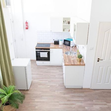 בודפשט N28 Studio Next To Andrassy Boulevard. מראה חיצוני תמונה