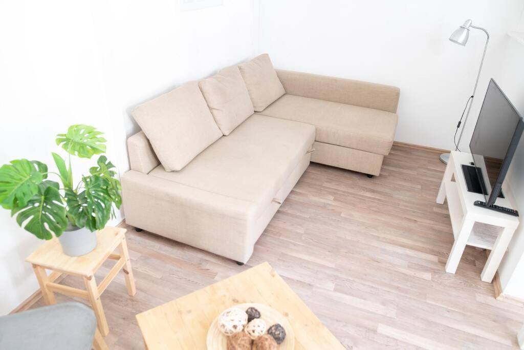 בודפשט N28 Studio Next To Andrassy Boulevard. מראה חיצוני תמונה